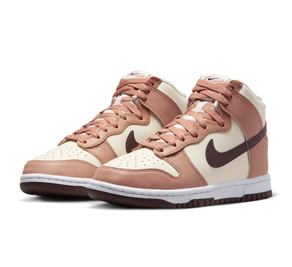 Nike Dunk High Dusted Clay (W)