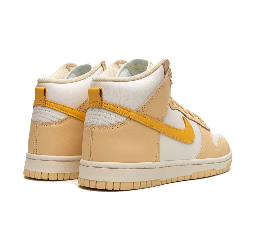 Nike Dunk High Pale Vanilla (W)