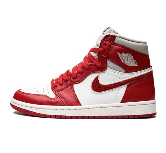 Air Jordan 1 High OG Varsity Red