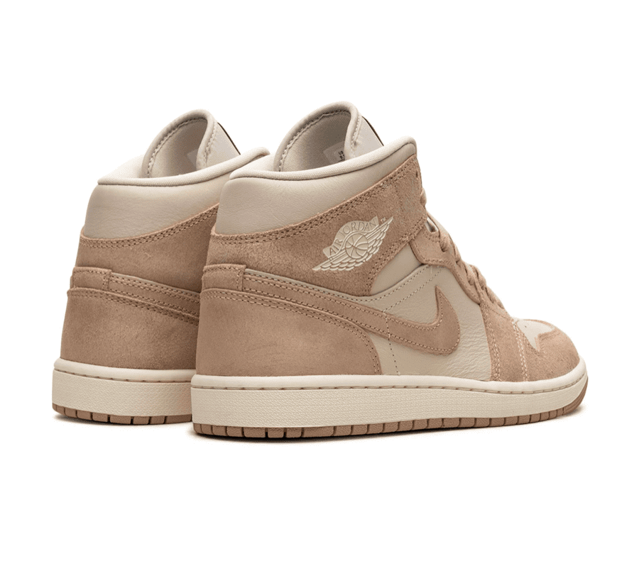 Air Jordan 1 Mid Legend Light Brown