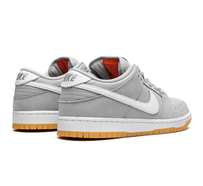 Nike SB Dunk Low Grey Gum