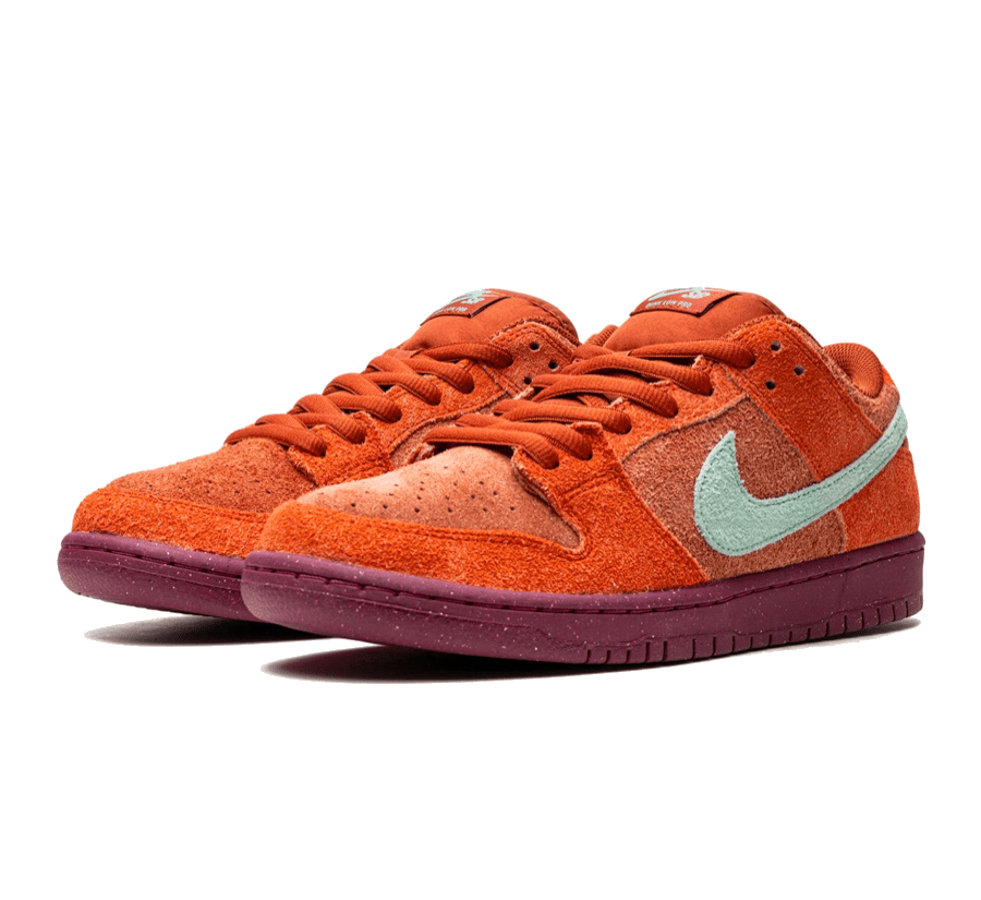 Nike SB Dunk Low Mystic Red