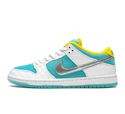 Nike SB Dunk Low x FTC Lagoon Pulse