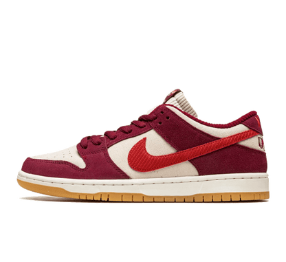 Nike SB Dunk Low x Skate Like a Girl